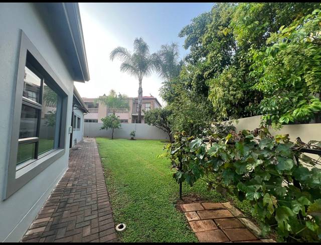 4 BEDROOM GOLF ESTATE FOR SALE IN RUIMSIG